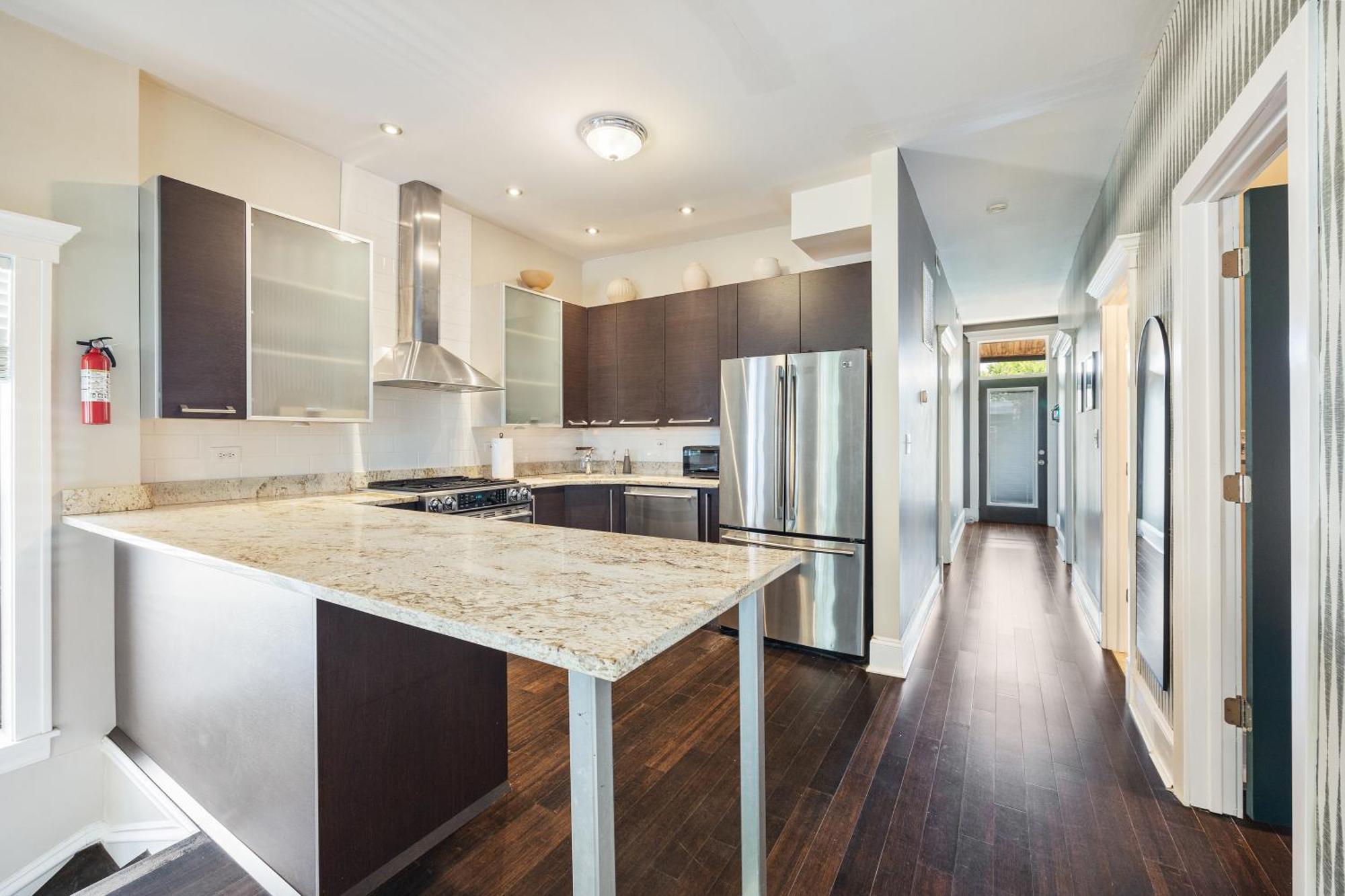 Wrigleyville Suites 芝加哥 外观 照片
